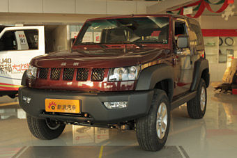 视频：硬派越野设计 北京汽车BJ40高清详解