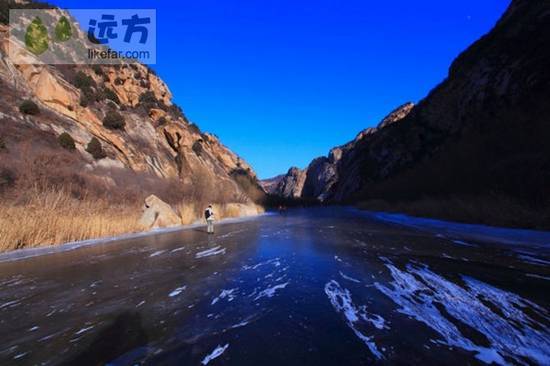 白河走冰 (摄:阿信不夜侯) 白河走冰 (摄:阿信不夜侯)