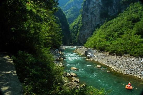 贵阳南江大峡谷旅游_贵阳南江大峡谷旅游攻略