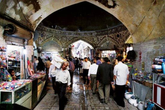 大巴扎(Grand-Bazaar) 大巴扎(Grand-Bazaar)