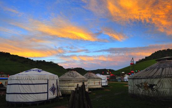 宝鸡关山草原旅游_宝鸡关山草原旅游攻略_关