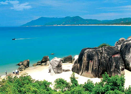 海南三亚湾旅游_海南三亚湾旅游攻略_三亚湾