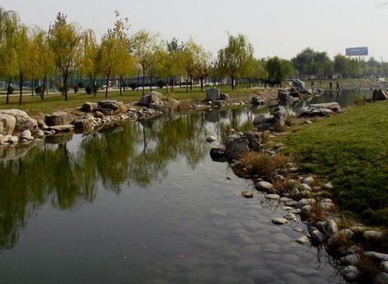 西安大雁塔旅游_西安大雁塔旅游攻略_大雁塔