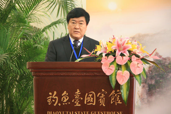 张家界旅游集团股份有限公司总裁罗选国致辞(徐金泉/摄) 张家界旅游集团股份有限公司总裁罗选国致辞(徐金泉/摄)