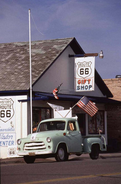 德尔加迪略66号公路礼品店(Delgadillo's Route 66 Gift Shop) 德尔加迪略66号公路礼品店(Delgadillo's Route 66 Gift Shop)