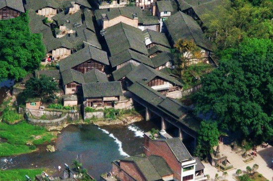 匿于深山的古老传说 小编推荐2014-07-10   :58:    宜宾市屏山