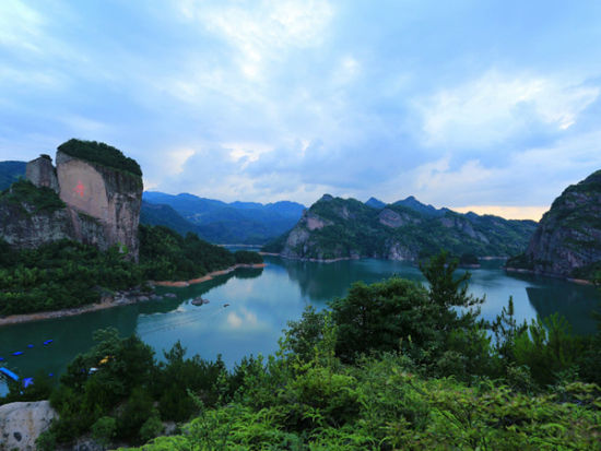 铜钹山人口_铜钹山照片(2)