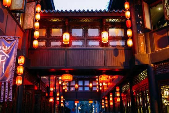 细数中国最具特色小吃街 细数中国最具特色小吃街