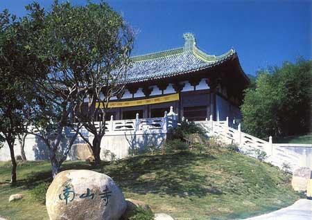 50 南山寺南山寺南山寺位于海南省三亚市以西40公里南山文化区内的"佛