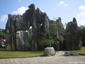 昆明石林旅游_昆明石林旅游攻略_石林图片_石