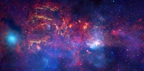 恒星在银河系混乱核心区域诞生和死亡(图片提供:SSC/CXC/STScI/ESA/NASA)
