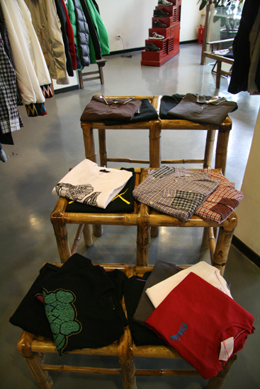 ACU搬迁折扣甩卖的顶级潮物 ACU搬迁折扣甩卖的顶级潮物