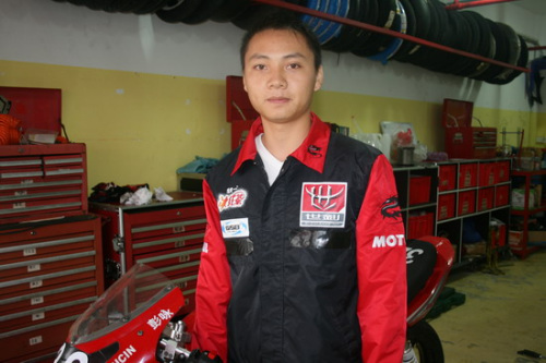 彭咏 世钊车队 150CC组 彭咏 世钊车队 150CC组