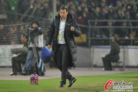 斯塔诺让国安完胜东亚 斯塔诺让国安完胜东亚