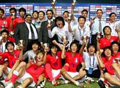 亚洲杯-韩教练集体被罚点球战韩国6-5日本获季军