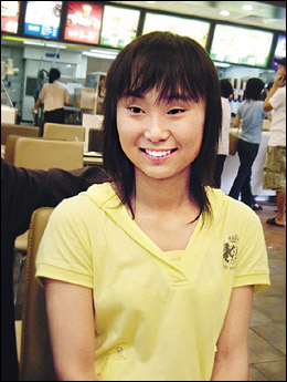 16岁天津少女赴韩学习足球 可塑造为进攻型中