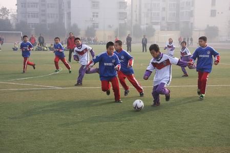 新疆成立校园足球研究中心