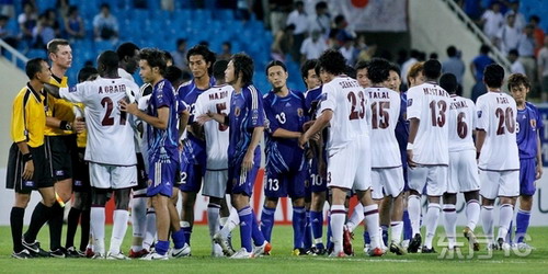 图文-[亚洲杯]日本1-1卡塔尔 比分最终未被改写