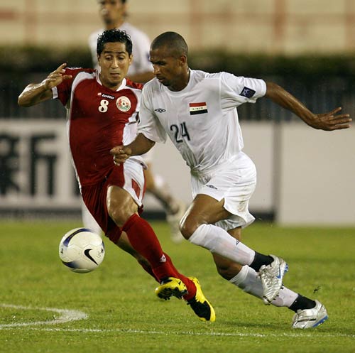 图文-[亚洲杯]阿曼0-0伊拉克队比比谁速度快
