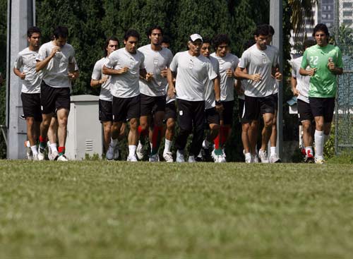 ͼ��-���ʶ�ѵ����ս���ޱ�1/4������������ͷ����