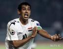 图文-[亚洲杯]伊拉克1-0沙特尤尼斯炫耀队长身份