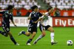 图文-[女足世界杯]德国VS阿根廷德玫瑰身体优势明显