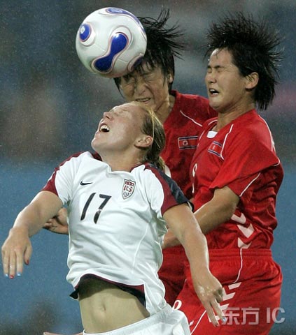 图文-[女足世界杯]美国2-2朝鲜查卢普尼全力争顶