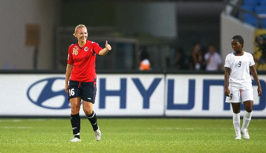 图文-[女足世界杯]挪威VS加纳 幸福的希尔德_国