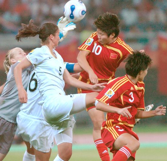 图文-[女足世界杯]中国VS新西兰 马晓旭与