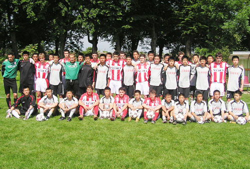 图文-走进北京八喜足球俱乐部 在意大利赛前合