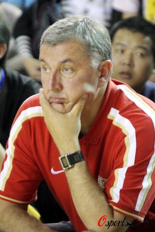 老尤称08年姚明要打10场热身 刘炜:比赛学会坚