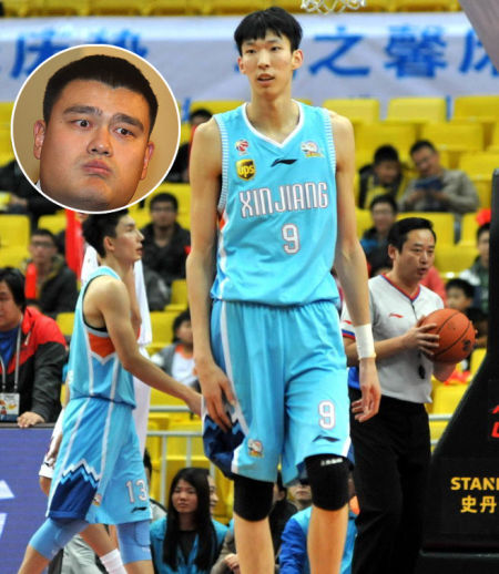 周琦站立摸高=姚明跳起高度?