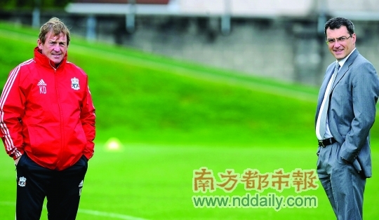 现在利物浦的达格利什(左)和科莫利就是典型的“运动员VS书呆子”的组合。 现在利物浦的达格利什(左)和科莫利就是典型的“运动员VS书呆子”的组合。