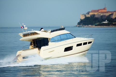 YACHT| 邂逅“海南STYLE”