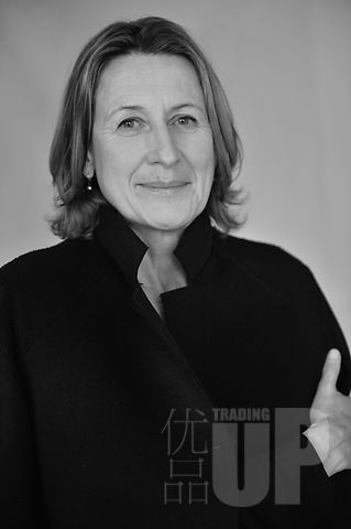 FRONTIER| Couli Jobert的样子--专访爱马仕皮具和马具创意总监Couli Jobert女士