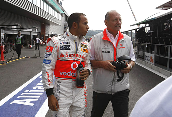 汉密尔顿:阿隆索非想象中的人迈凯轮更希望我夺冠