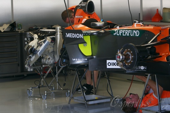 ͼ��-F1�����Գ���Ļ��������ƴװB������