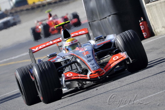 ͼ��-F1�����վ��2����ϰ��ħ����Զ����Ӧ