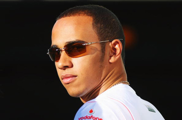 ͼ��-F1�����վ��2����ϰ�����ܶ���ٲȻһ����