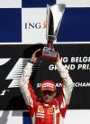 图文-F1比利时站莱科宁夺冠举起第三座斯帕奖杯