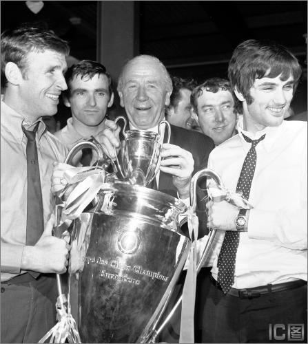 英足坛初选百年最佳11人:曼联雄霸中场 完美锋