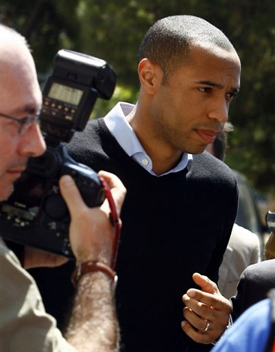 亨利:只看名字巴萨就令人生畏 论漂亮无队能与