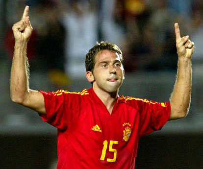 西班牙头号前锋因伤退出国家队 老帅急调替补