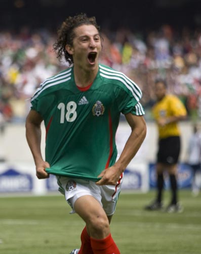 图文-中北美金杯赛美国队夺冠 瓜达多激情四溢