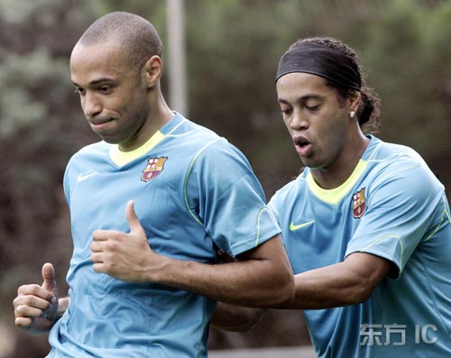 小罗和亨利终于首次一起同场亮相! - =巴塞罗那