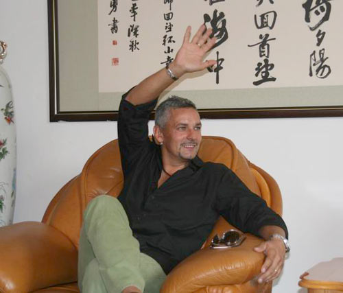 图文-巴乔中国行杭州站活动 谁出现让他这么兴