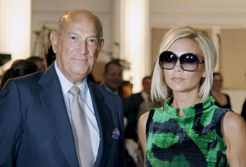 图文-维多利亚出席纽约时装秀 辣妹与世界顶级