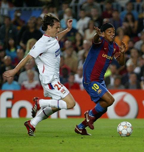 图文-[冠军杯]巴塞罗那VS里昂 小罗要使什么招
