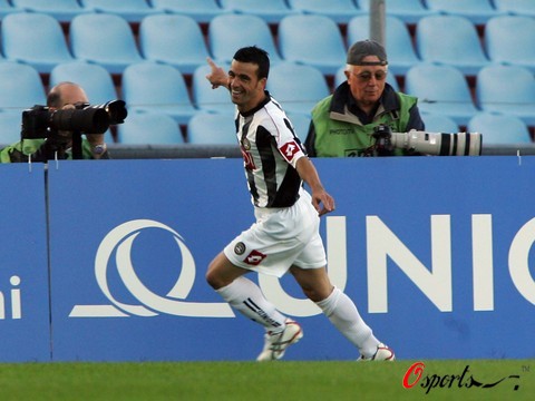 ͼ��-[���]�ڵ���˹2-0�׼��ɵ�����������һ��