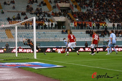 ͼ��-[���]������vs�ǲ���˹�������ű���